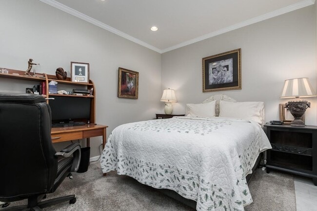Building Photo - 2537 Oglethorpe Cir NE