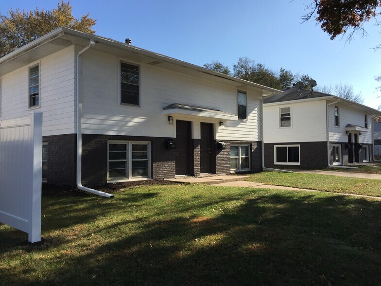 Building Photo - 3446 N 48th St