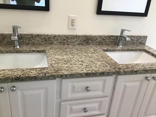 Building Photo - 2137 Tigris Dr