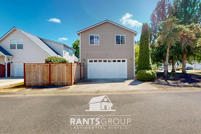 Building Photo - Spacious 3-Bedroom Home on a Corner Lot in Lacey!