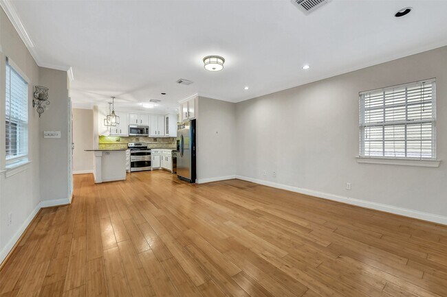 Building Photo - 1110 64th St