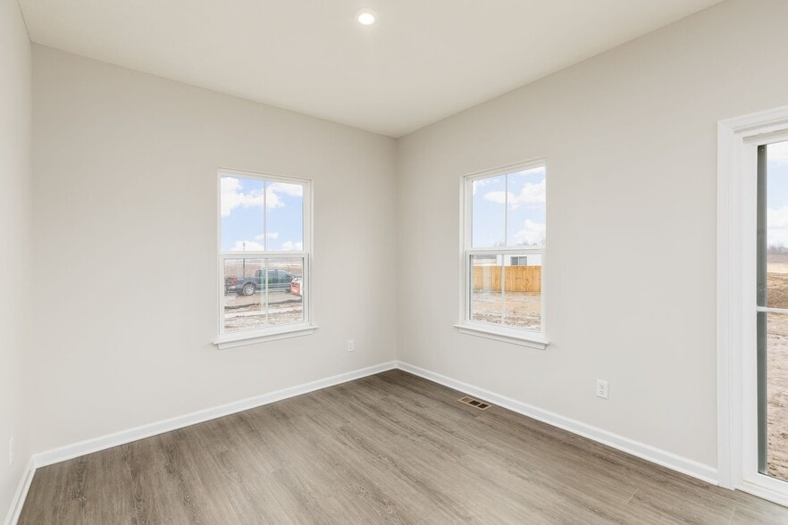Building Photo - 303 Wyman Lk Dr