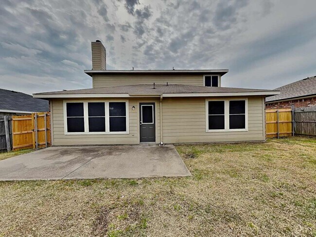 Building Photo - 1013 Manassas Dr