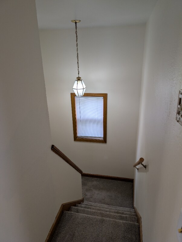 Building Photo - 1805 Ohm Ave