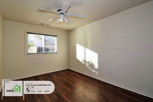 Building Photo - 2169 Sophy Pl