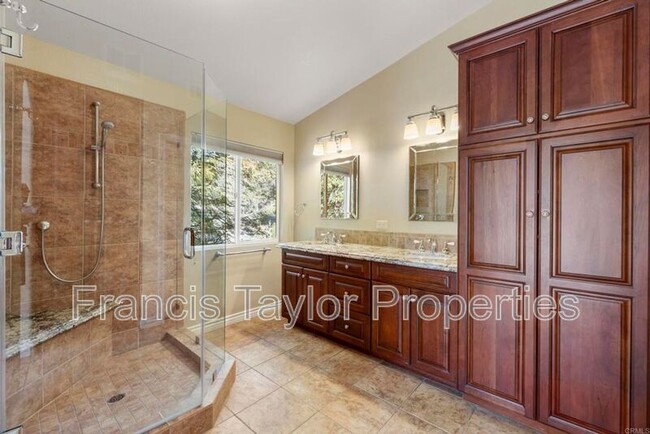 Building Photo - 29870 Platanus Dr