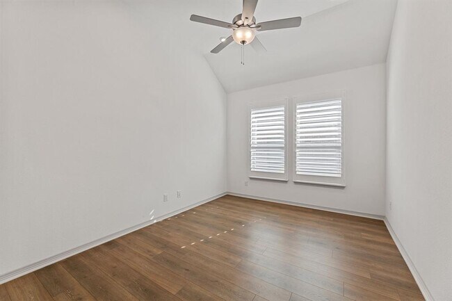 Building Photo - 1104 Spring Gulch Ln