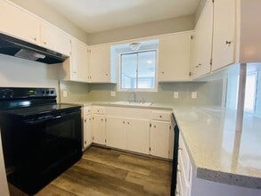 Building Photo - Cute 3 Bedroom, 1.5 bath home in College Hills AVAILABLE NOW!