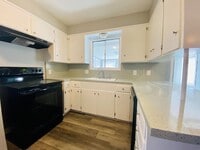 Building Photo - Cute 3 Bedroom, 1.5 bath home in College Hills COMING SOON!