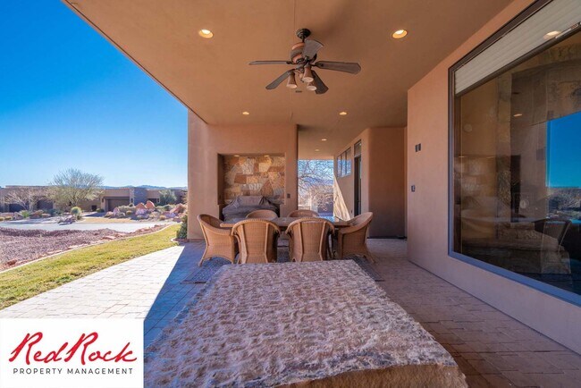 Building Photo - Incredible 4 Bedroom, 4 Bathroom FULLY FURNISHED Property in Entrada with a Private Pool! 18 Mont...