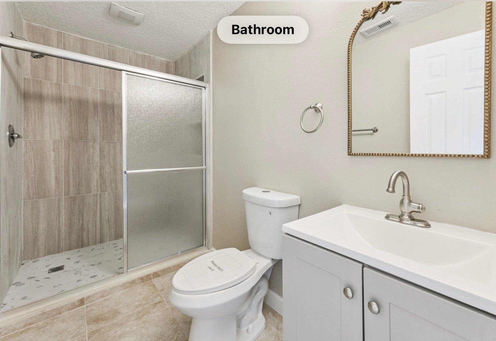 Building Photo - 3033 Sutton Dr