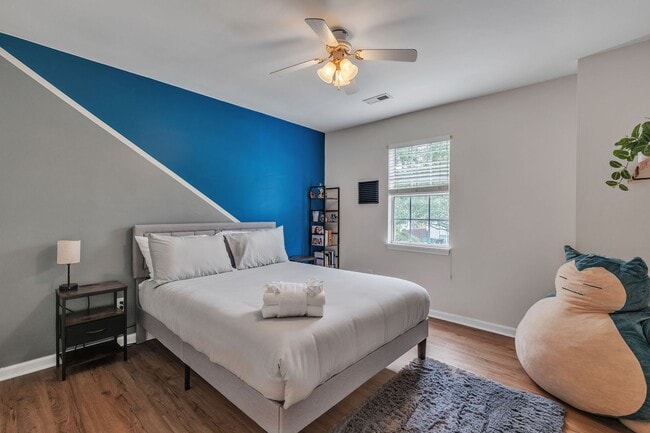 Building Photo - Charming 2-Bedroom Prescott Village Townhome!