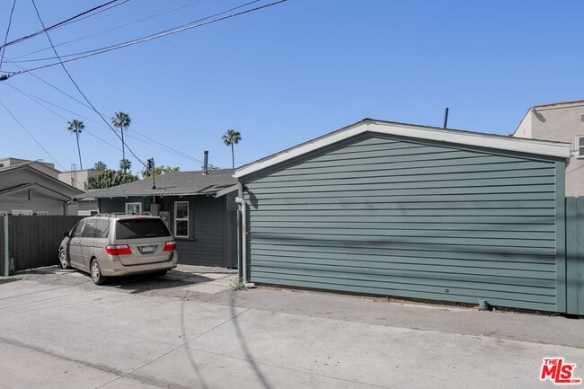 Building Photo - 126 Franklin Ct