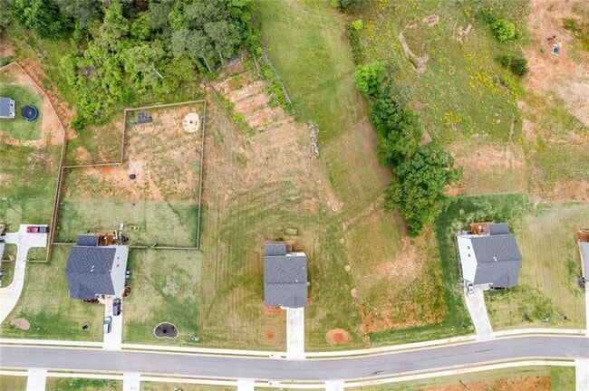 Building Photo - 294 Ralph Still Rd