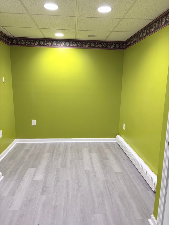 Building Photo - 50 Grand St