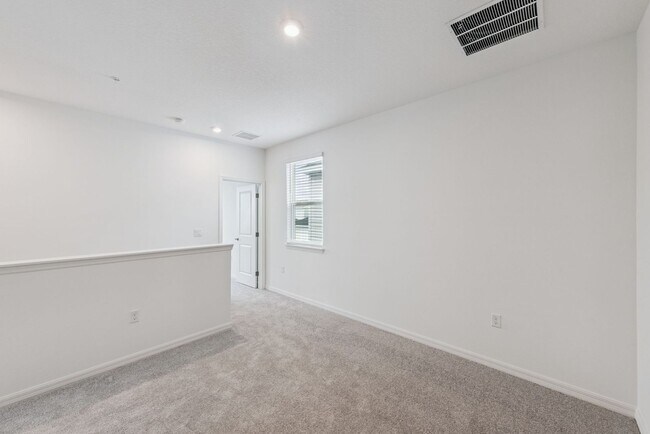 Building Photo - Brand New Construction 4b/3ba Home in Debary