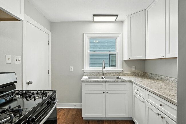 Building Photo - 3 Bedroom Home In Hobart