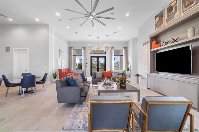 Building Photo - 7289 Stella Ln