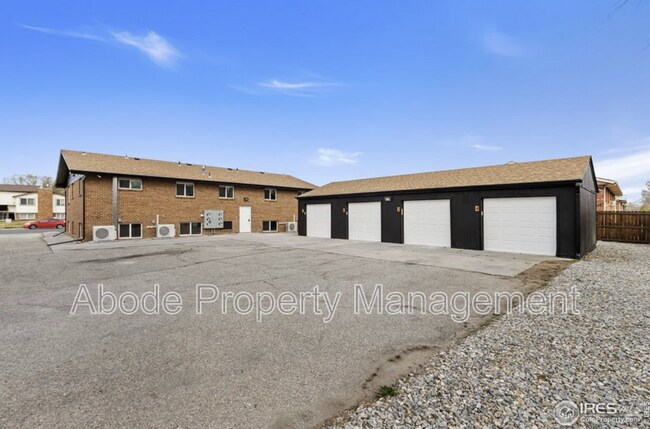Building Photo - 138 Glenda Dr