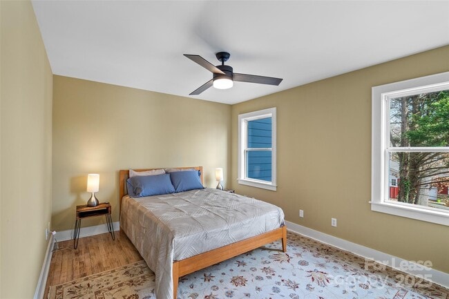 Building Photo - 5 Elmore St