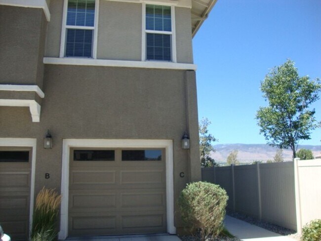 <b>Two Bedroom Condo in South Reno<br><br> - Two Bedroom Condo in South Reno