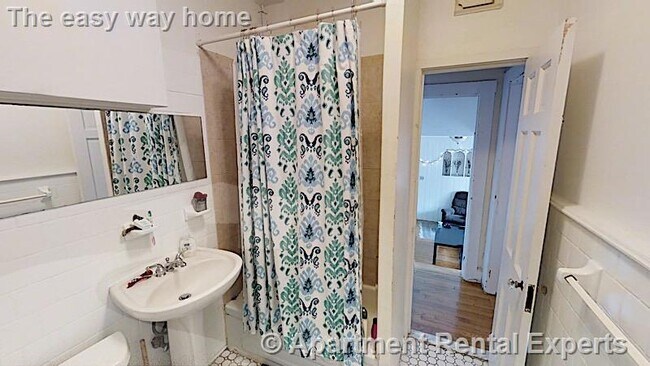 Building Photo - 60 Atherton St