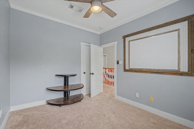 Building Photo - 98 Borondo Reach