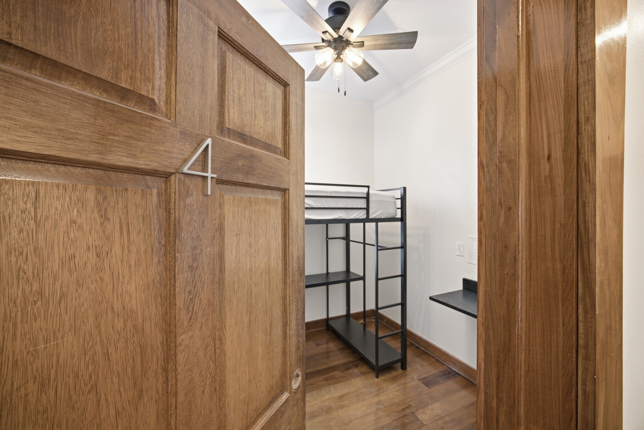 Building Photo - 823 McCallie Ave