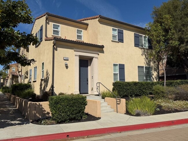 Building Photo - 37406 Paseo Violeta