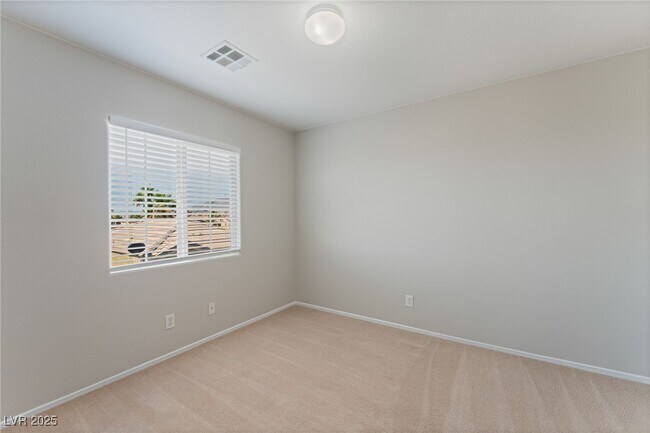 Building Photo - 9164 Enticing Ct