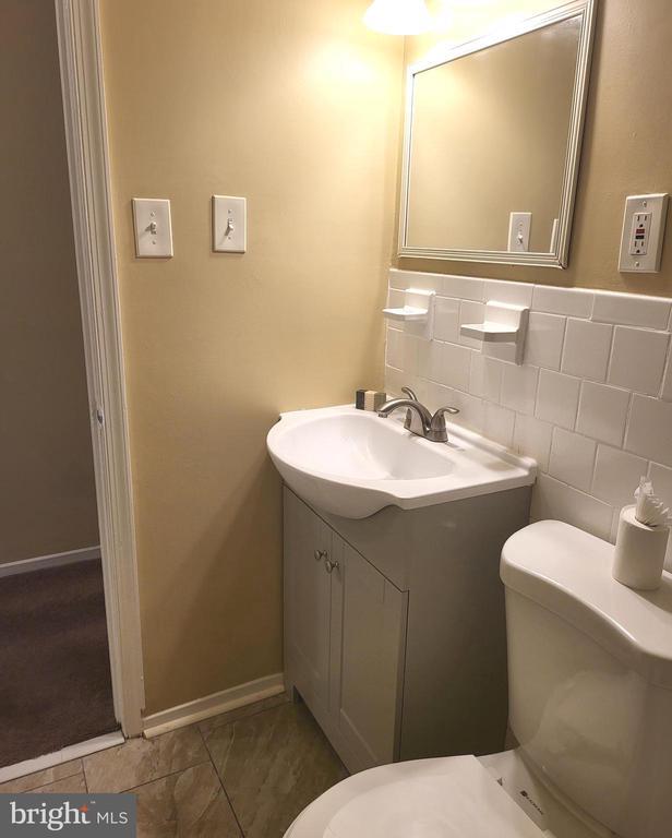 Building Photo - 4513 Romlon St