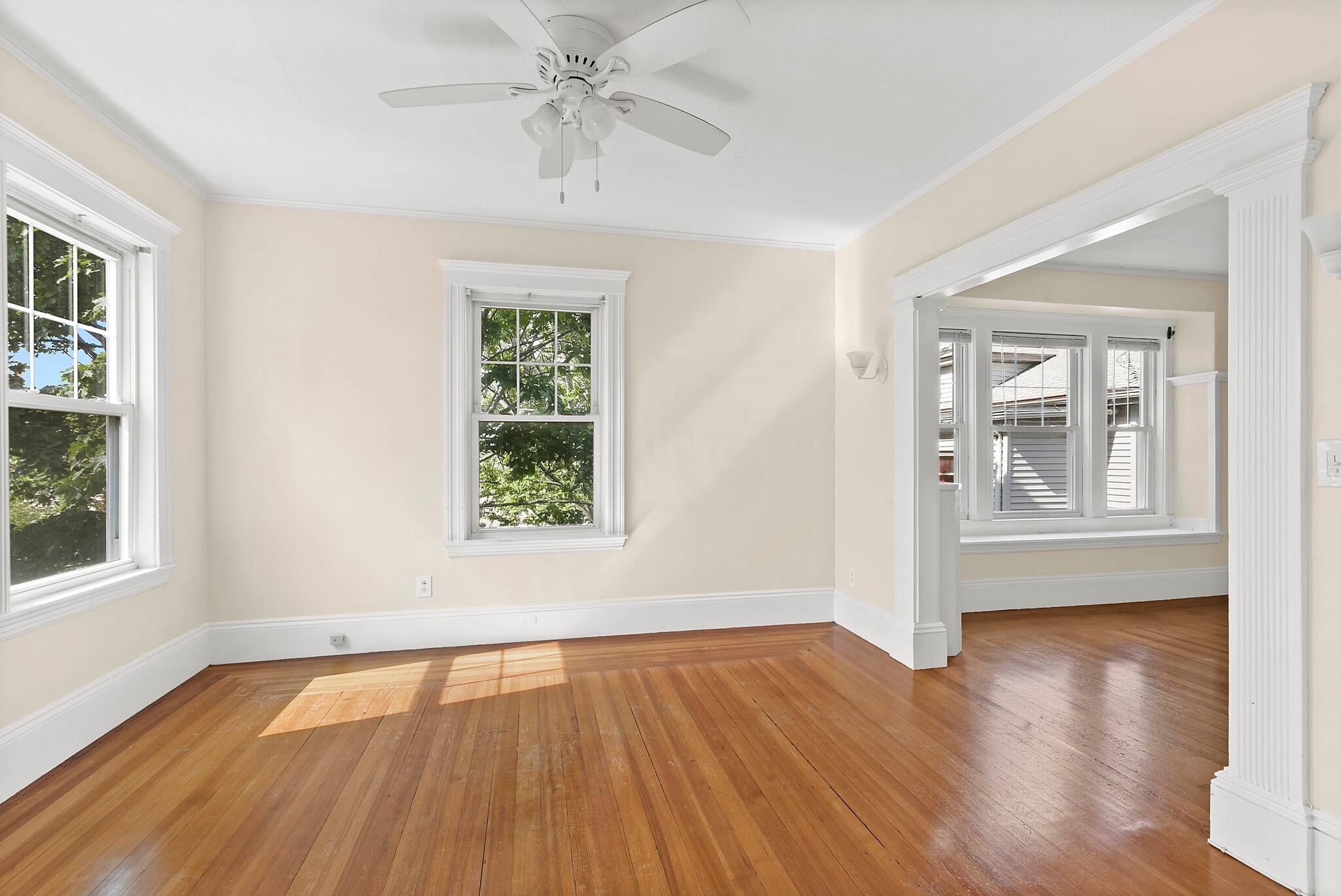 Building Photo - 723 Fellsway