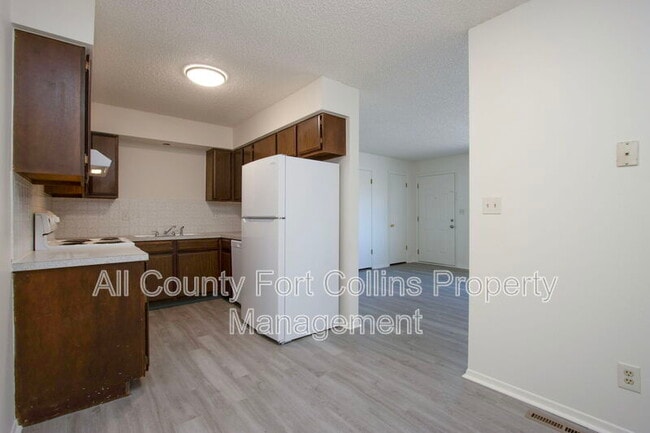 Building Photo - 1718 Larch St