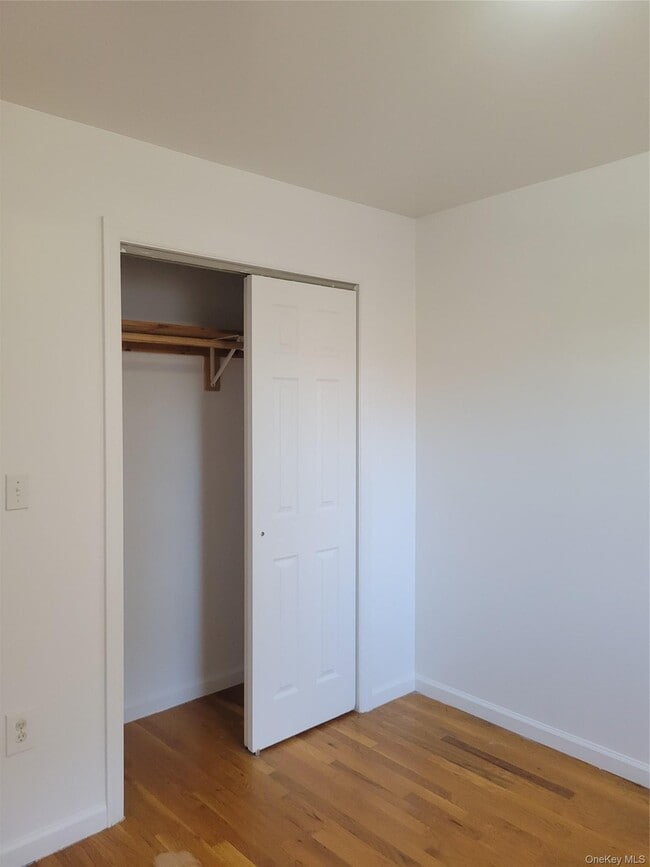 Building Photo - 2407 Barker Ave