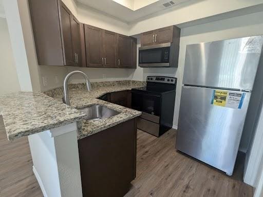 Building Photo - 6000 Shepherd Mountain Cove