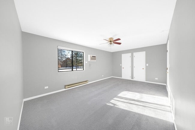 Building Photo - 651 S Virginia Rd
