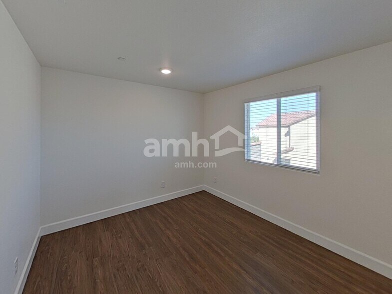 Building Photo - 298 Timber Kate Pl