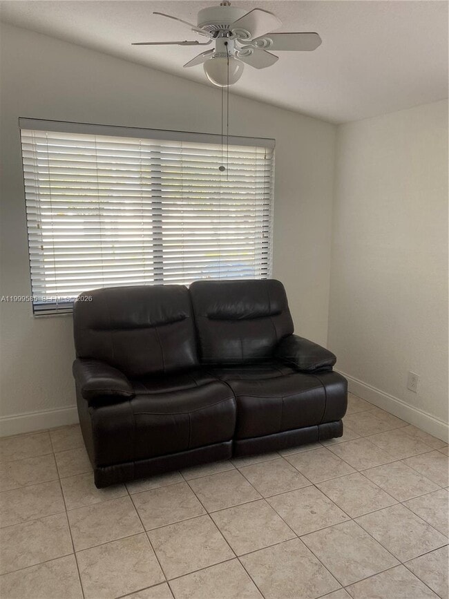 Building Photo - 3181 SW 84th Ct