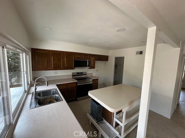 Building Photo - 18188 Mesa Verde Ct