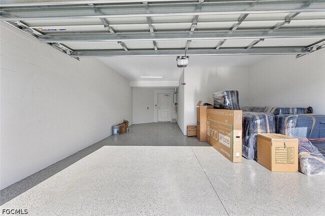 Building Photo - 15188 Bluffton Ln