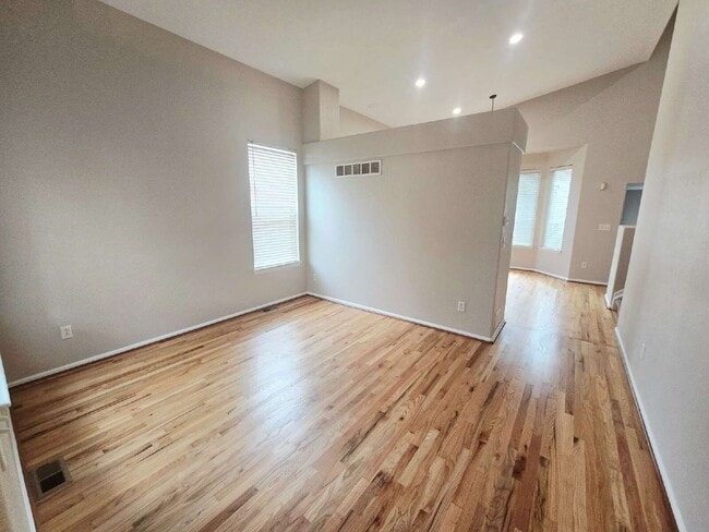 Building Photo - 10707 Cherrington St