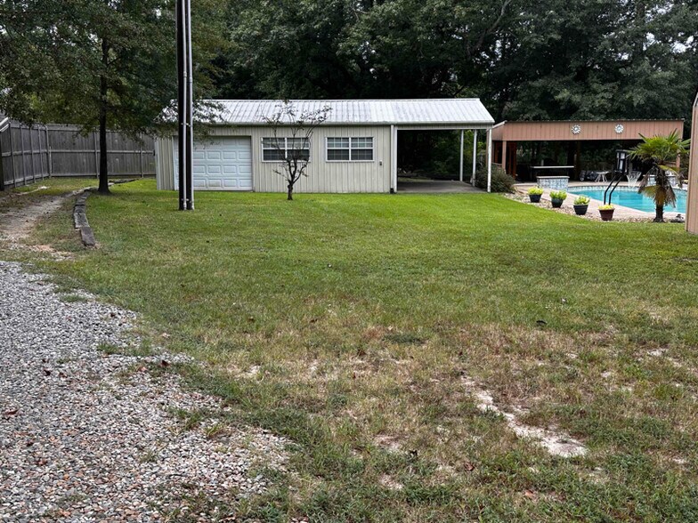 Building Photo - 11773 County Rd 140