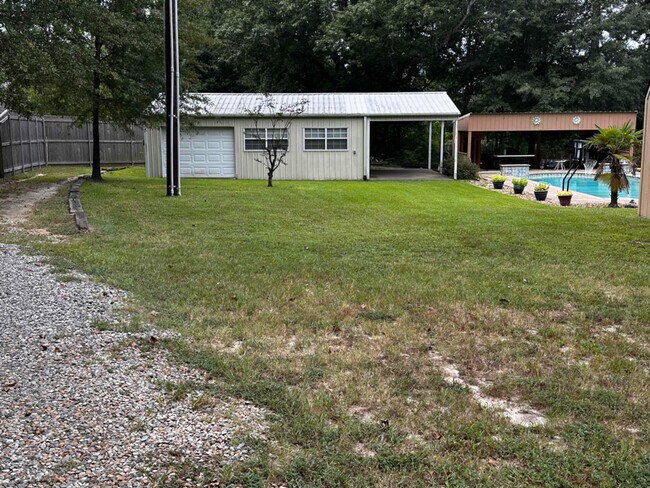 Building Photo - 11773 County Rd 140