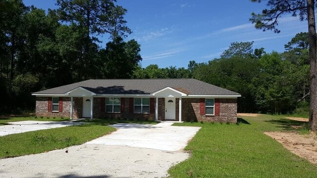 Building Photo - 12747 Westbrook Dr