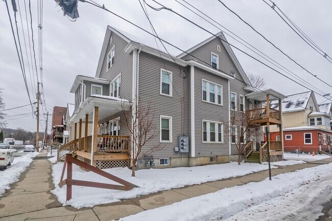 Building Photo - 27 Charbonneau Terrace