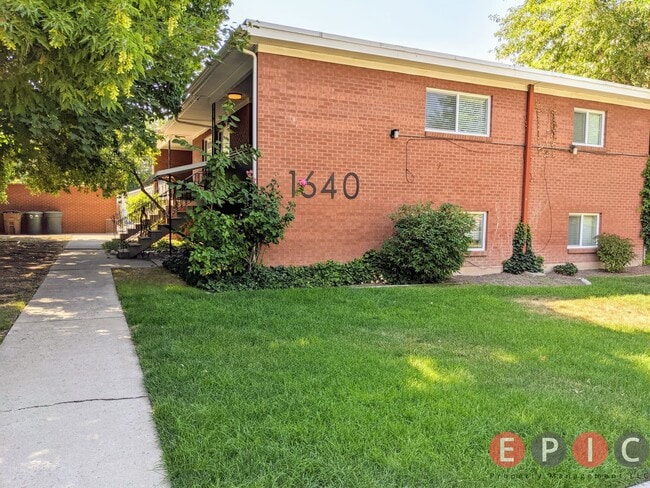 Building Photo - Executive 2 bedroom in the heart of sugarhouse