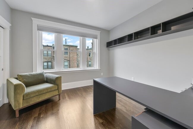 Building Photo - 70 Marshal St