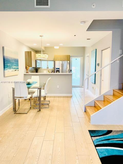 Building Photo - 619 Meridian Ave