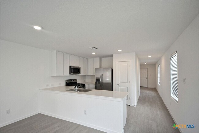 Building Photo - 11559 Field Briar