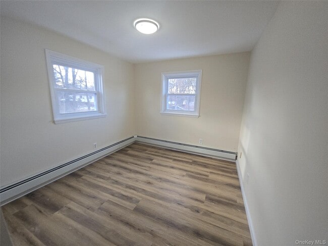 Building Photo - 91 Holloran Rd